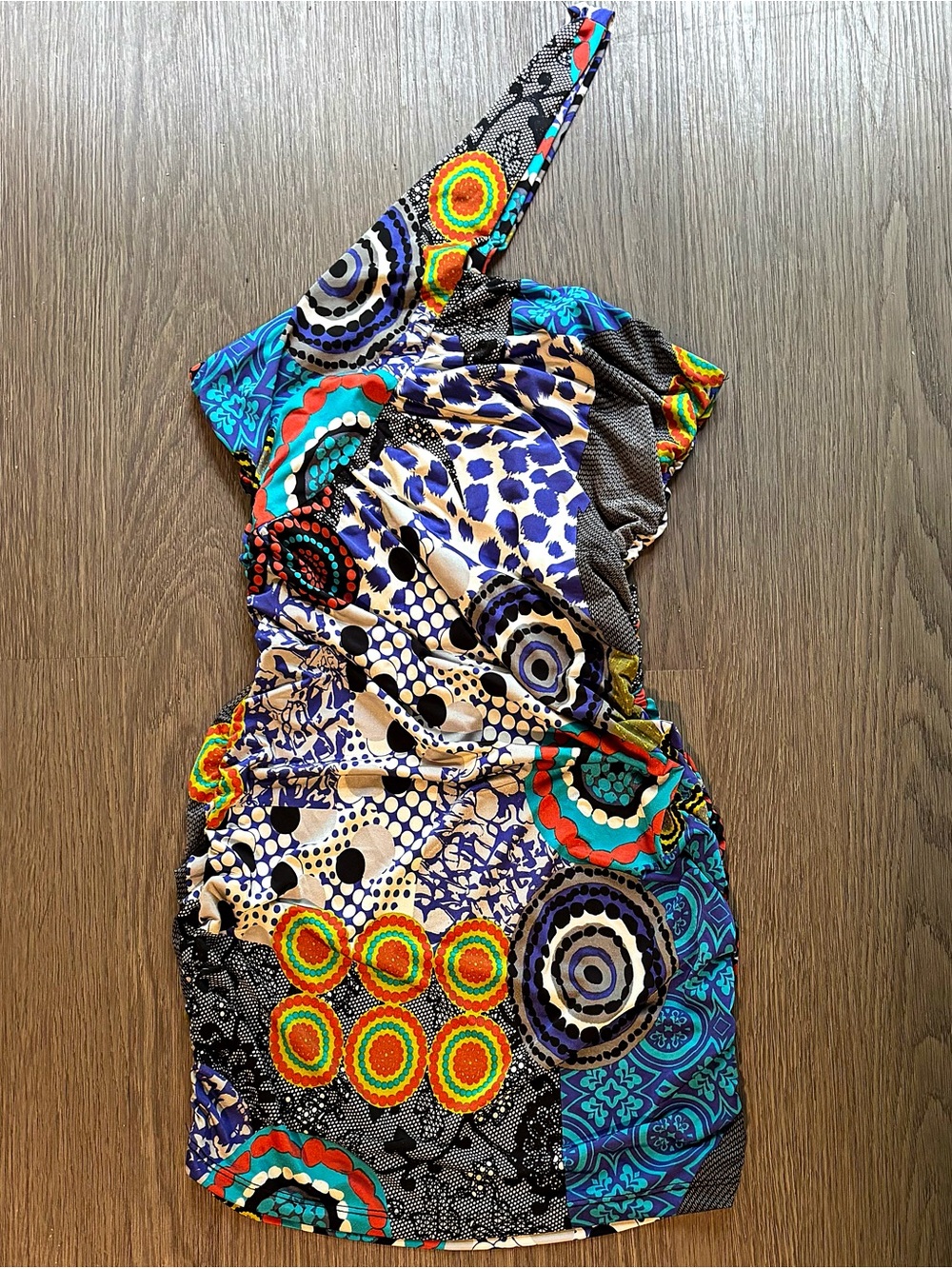 Authentic Y2K Symphony Multicolor Abstract Print One Shoulder Ruched Mini Dress - Picture 5 of 6